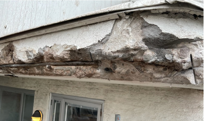 balkong som ska gjutas om.